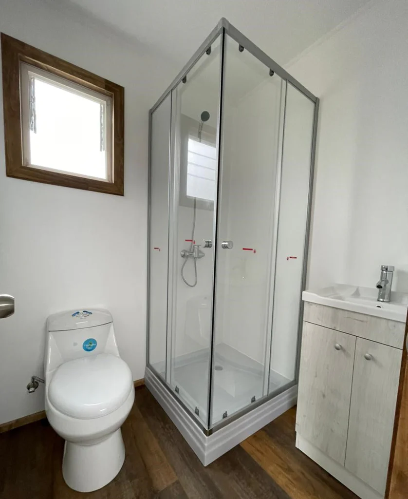 QUÉ ES MÁS BARATO, UNA CASA DE MADERA O PREFABRICADA? QUÉ ES MÁS BARATO, UNA CASA DE MADERA O PREFABRICADA?
