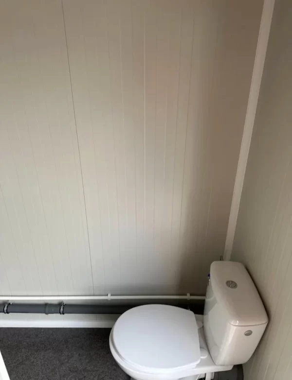 OFICINA FABRICADA CON WC Y LAVABO - Image 7