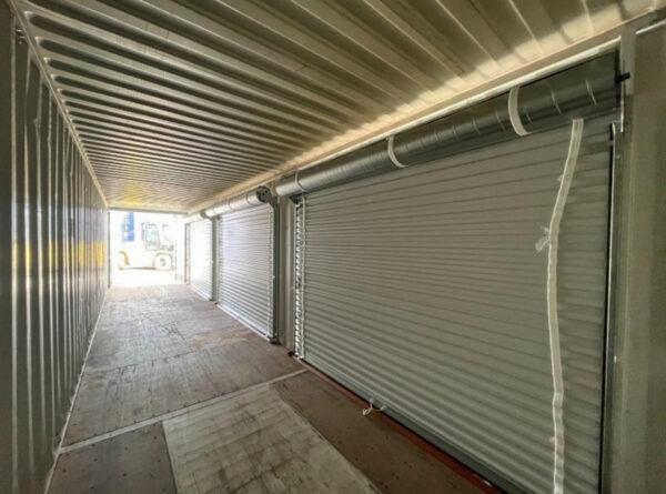 CONTENEDOR MARÍTIMO DE 40 PIES CON 3 PUERTAS ENROLLABLES