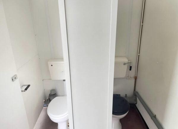 VESTIDOR Y DUCHA DE 12 PIES X 8 PIES EN VENTA SALINAS, PUERTO RICO
