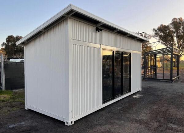 MINI CASA PORTÁTIL DE 6M X 2.4M EN VENTA SAN JOSE, COSTA RICA