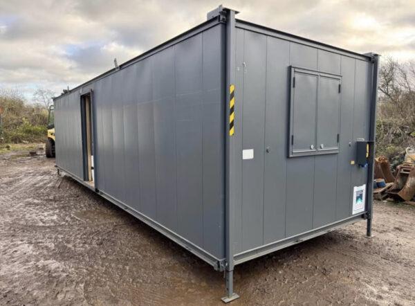 VENTA DE OFICINA PORTÁTIL ANTI VANDÁLICA DE 32FT X 10FT