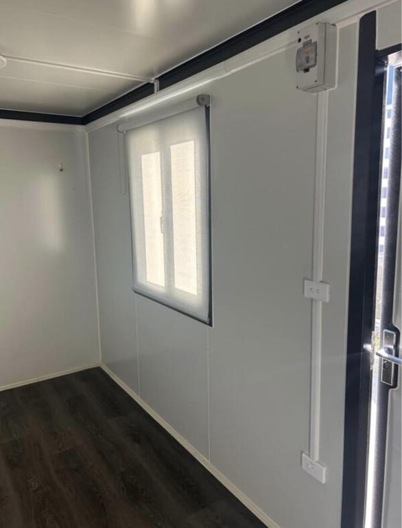 OFICINA PORTÁTIL CON BAÑO COMPLETO EN VENTA EL SALVADOR