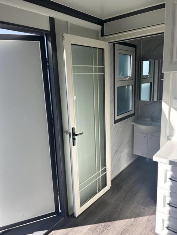 VENTA DE OFICINA PORTÁTIL CON BAÑO COMPLETO ARGENTINA
