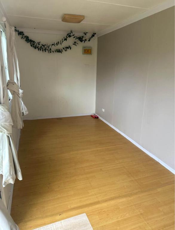 VENTA DE CASA PREFABRICADA USADA DE 20 PIES