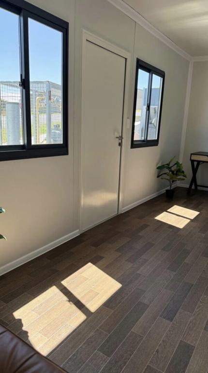 OFICINA FÁBRICADA DE 20 x 8 PIES EN VENTA PR