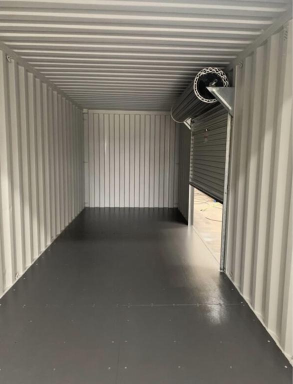 CONTENEDOR DE 20 PIES CON PUERTA ROLLING EN GUATEMALA